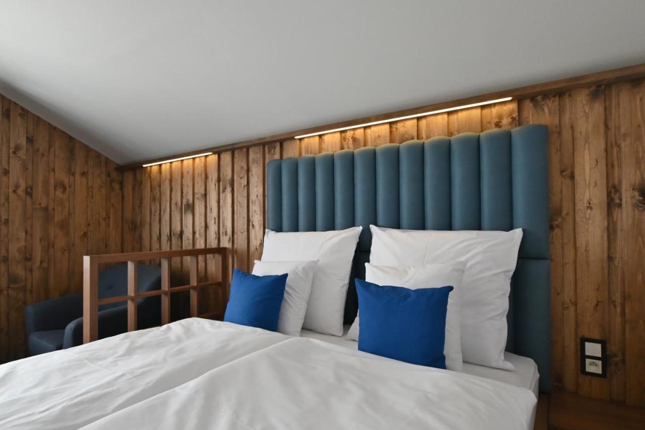 Apartmany Spessart Chomutov Bagian luar foto