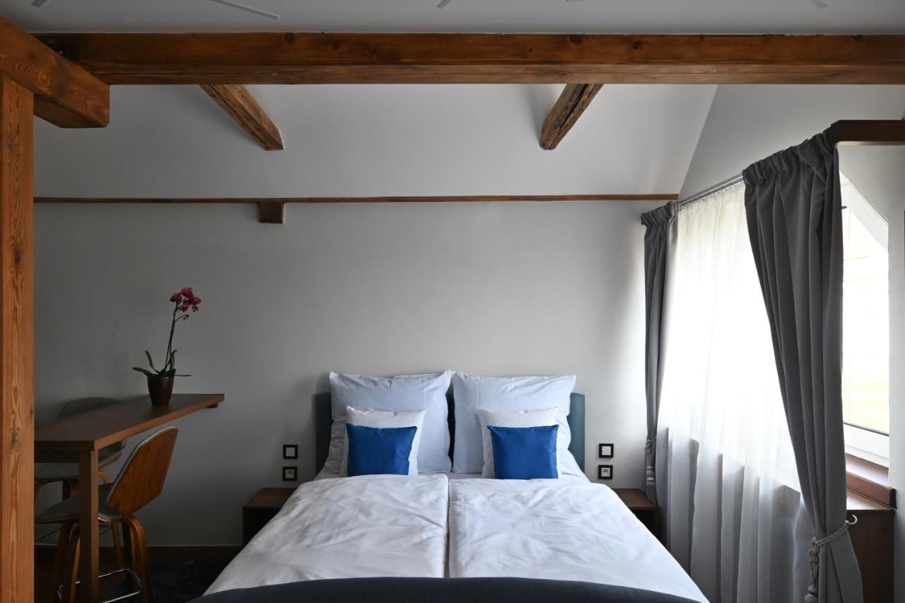 Apartmany Spessart Chomutov Bagian luar foto