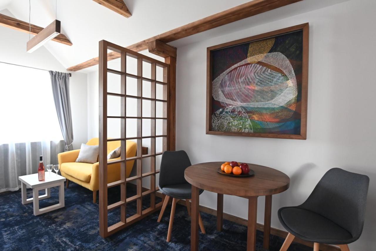 Apartmany Spessart Chomutov Bagian luar foto