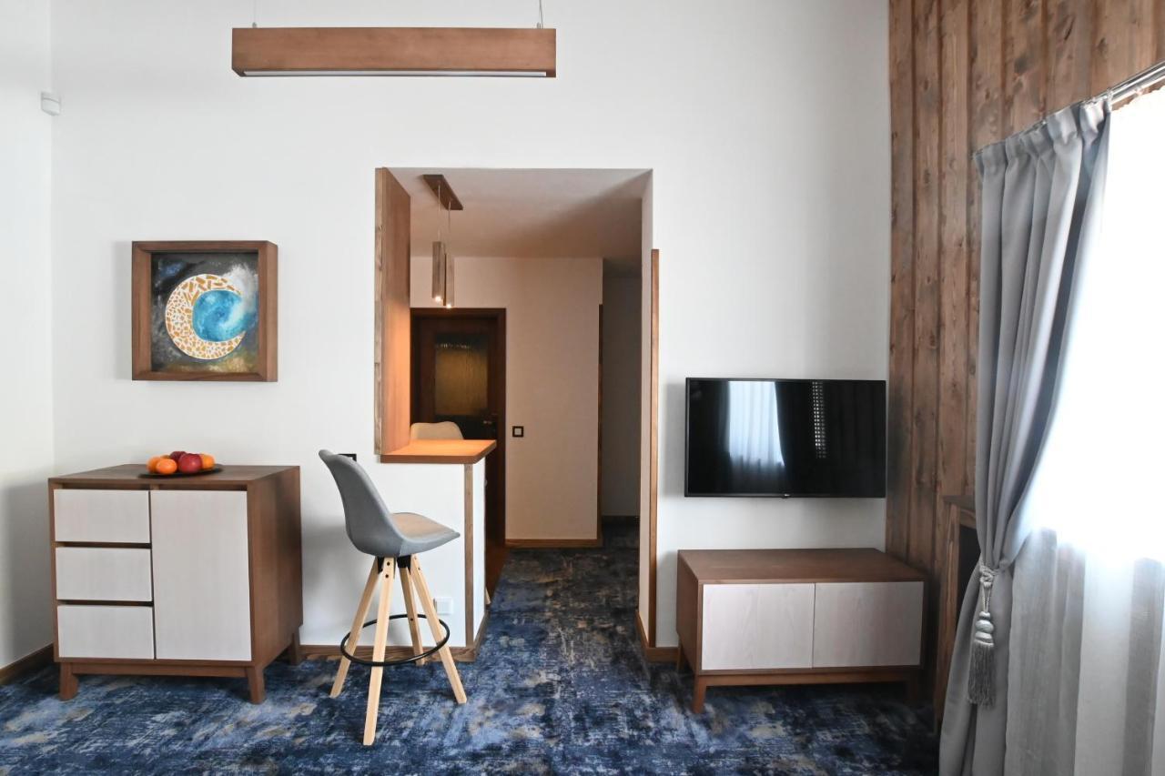 Apartmany Spessart Chomutov Bagian luar foto